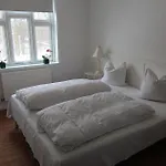Kongeakroen 2*